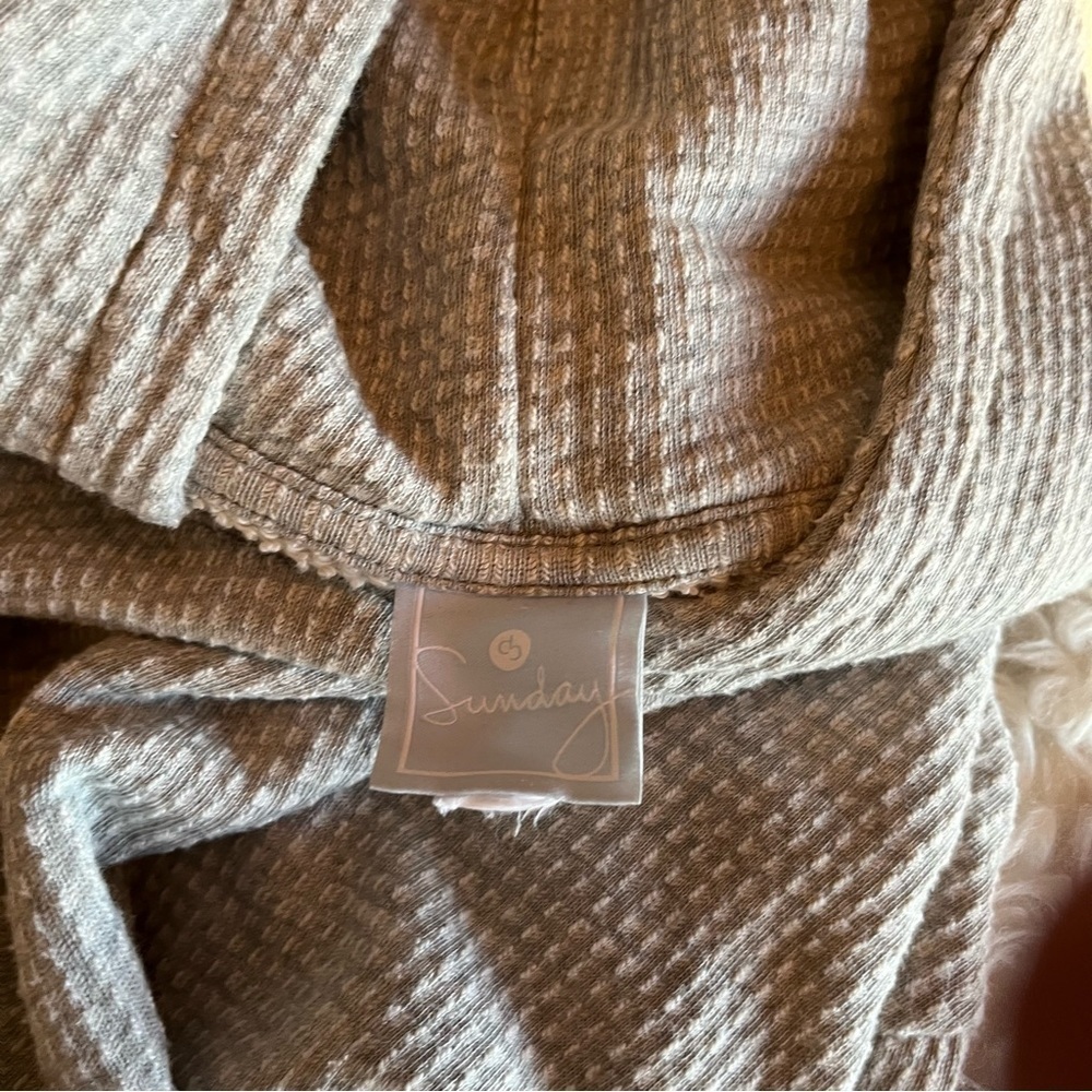 Sunday Grey Hooded Top - Picture 7 of 7